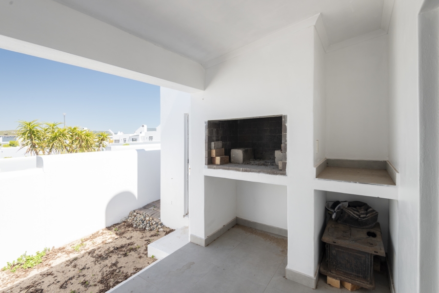 2 Bedroom Property for Sale in Laguna Hills Western Cape